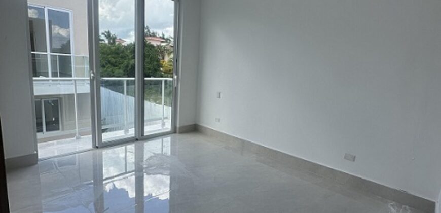 Alquiler Casa Villas Bavaro – Acceso a la Playa