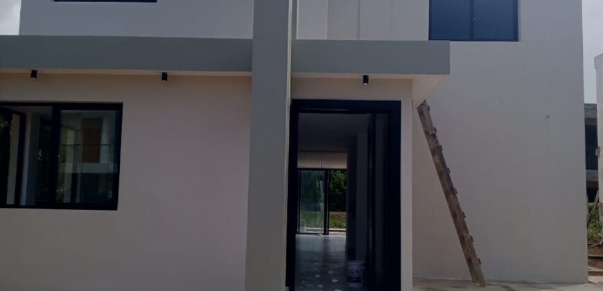 Vendo Villa Playa NUeva Romana a estrenar
