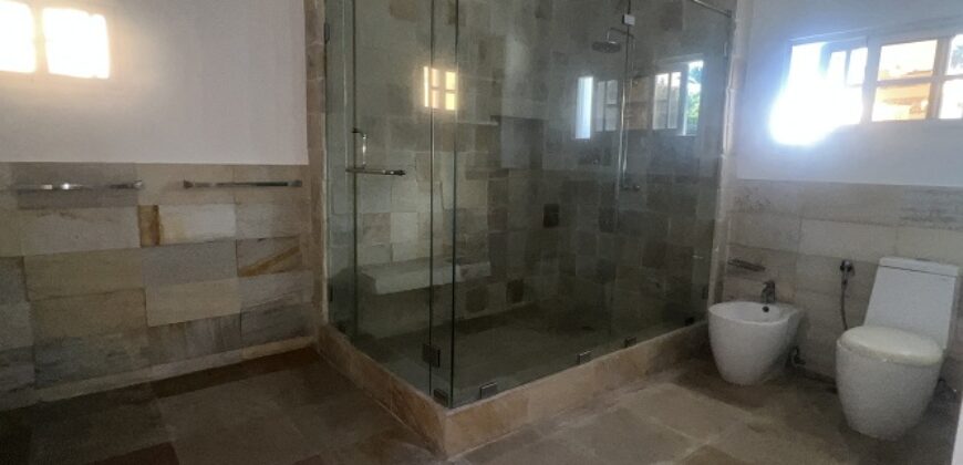 Venta Casa Altos de Arroyo Hondo II