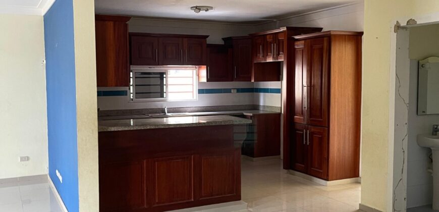 Venta Casa La Romana – Residencial Las Orquideas