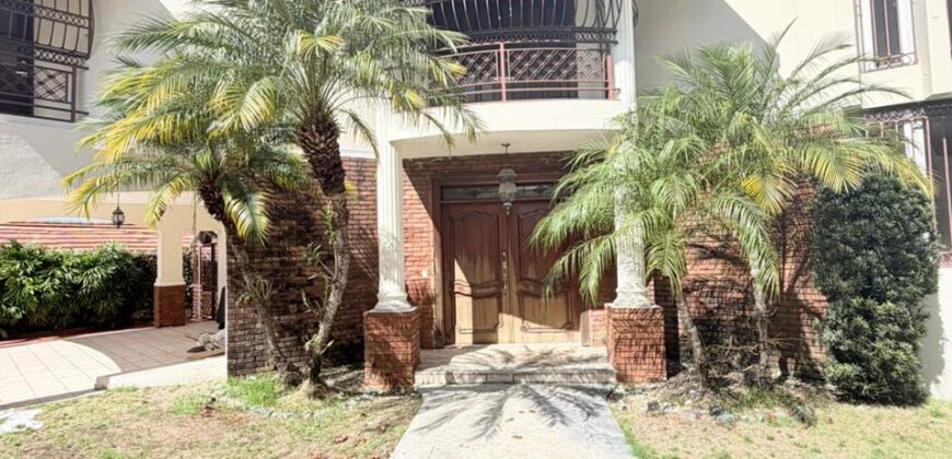 Venta Casa Arroyo Hondo II