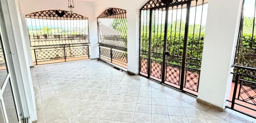 Venta Casa Arroyo Hondo II