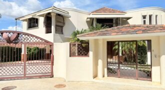 Venta Casa Arroyo Hondo II