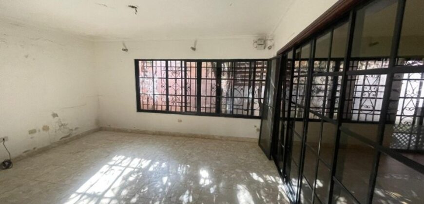 Venta Casa Arroyo Hondo – Residencial Villa Claudia