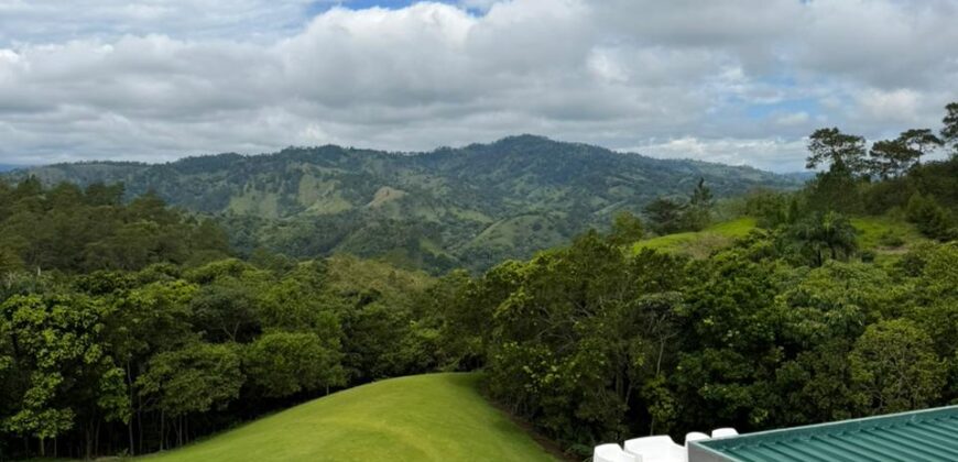 Venta Majestuosa Villa en Jarabacoa