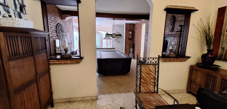 Venta Casa Colonial en Gazcue