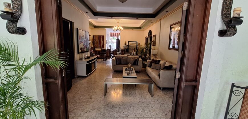 Venta Casa Colonial en Gazcue