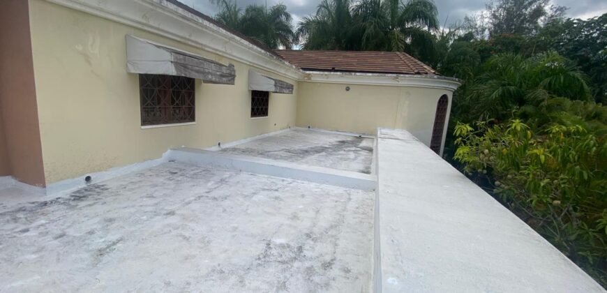 Venta Casa Mejestuosa en Isabel Villas -Arroyo Hondo -Precio: RD$38,141,736.72 Negociable