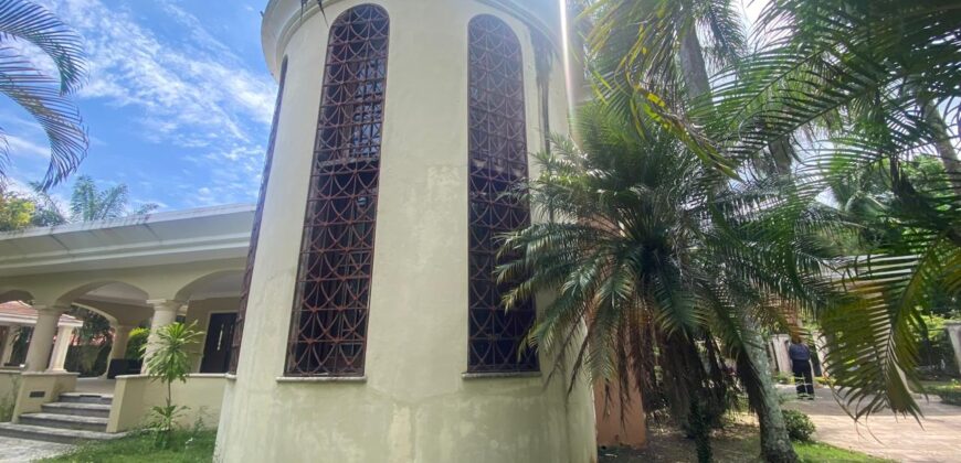 Venta Casa Mejestuosa en Isabel Villas -Arroyo Hondo -Precio: RD$38,141,736.72 Negociable