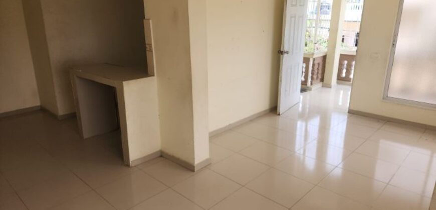 Venta Casa con 8 Apartamentos en Monte Rey- Sabana Pérdida RD$17,850,000