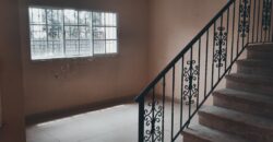 Venta de casa en Alameda -Urbanización Almendra