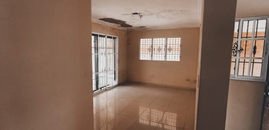 Venta de casa en Alameda -Urbanización Almendra