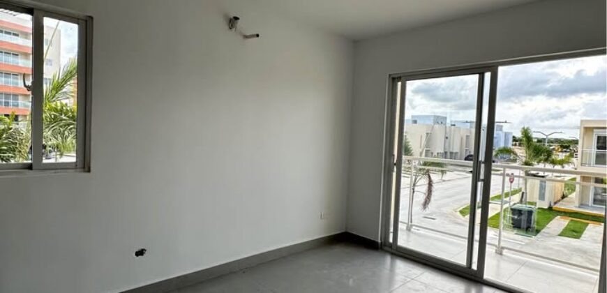 Venta Villa En Crisfer Punta Cana