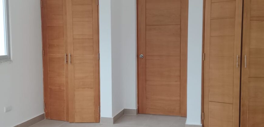 Venta Villa Tipo Townhouse en Bávaro- Residencial El Ejecutivo