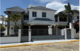 Venta Casa Residencial Don Pedro – Santiago de Los Caballeros