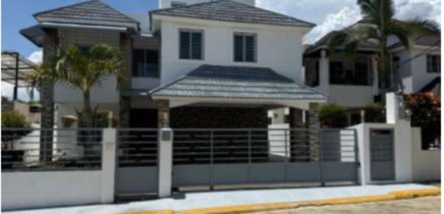 Venta Casa Residencial Don Pedro – Santiago de Los Caballeros